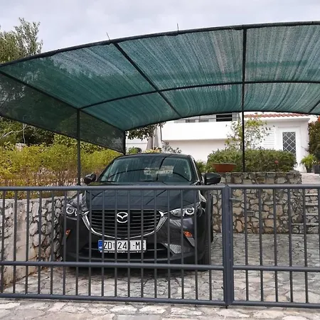 Diva Punta Skala Apartament *