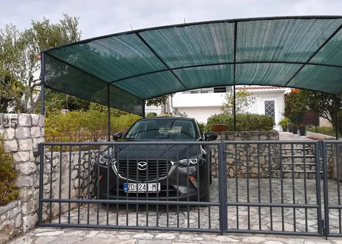 Diva Punta Skala Apartmán *